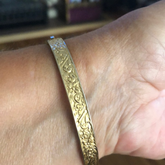 1928 collection bracelet gold tone - Picture 2 of 3